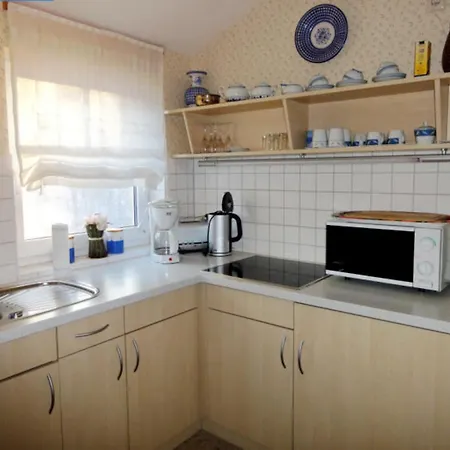 Haus Bernstein 7 - *